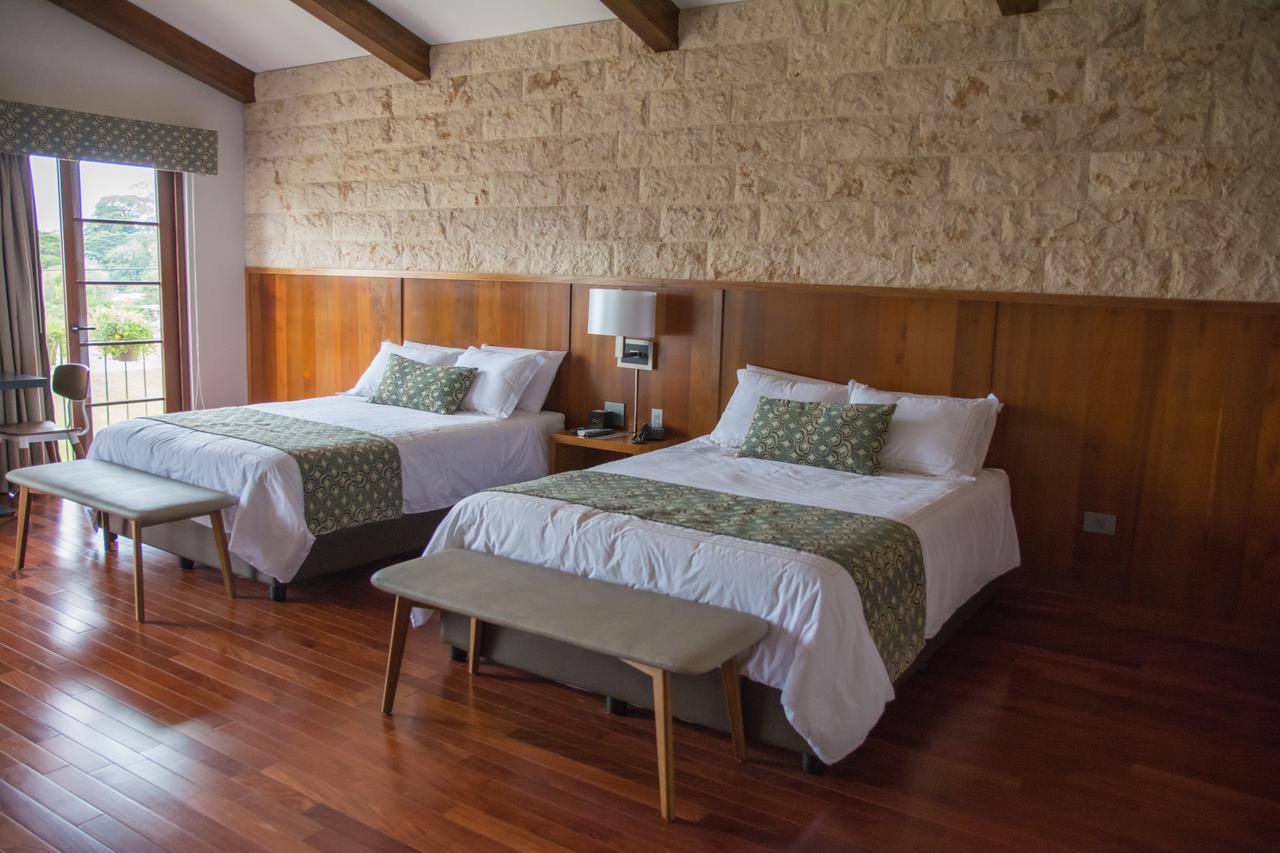 Los Brezos Hotel Boutique Volcán Екстериор снимка